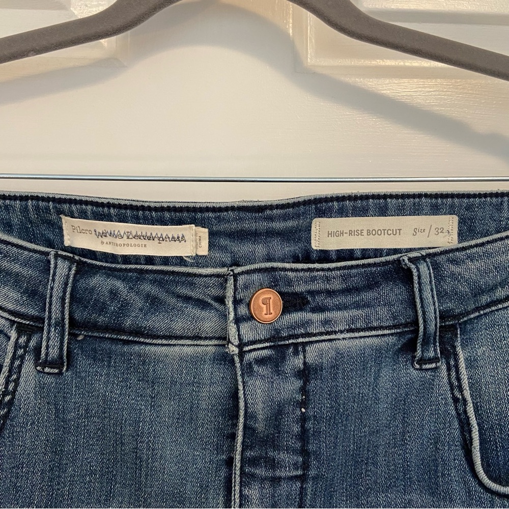 Anthropologie Pilcro High Rise Bootcut Jeans in Light Wash - Picture 4 of 8